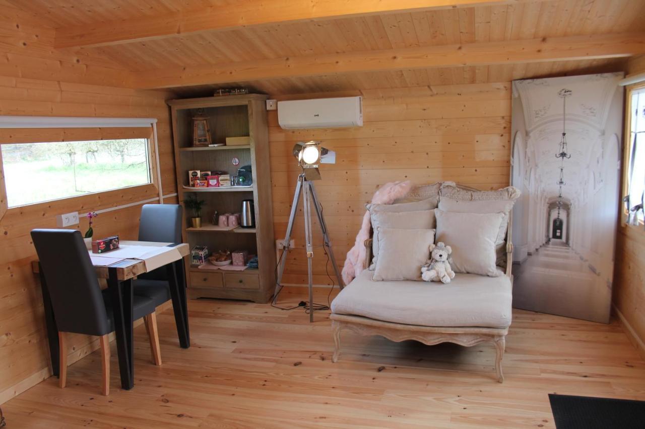 Chambre Studio Photo Chalet Sdb Partagee A Proximite Chavagne Extérieur photo