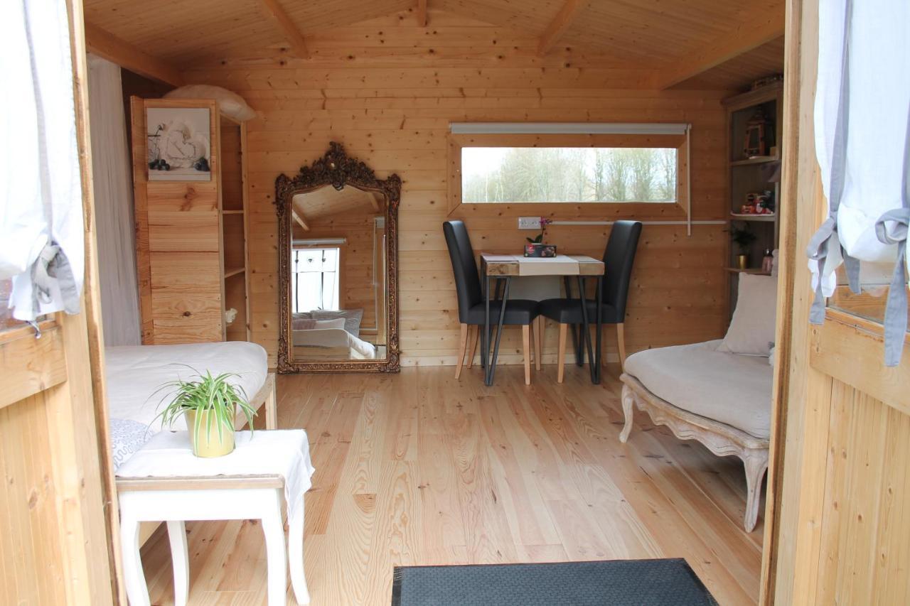 Chambre Studio Photo Chalet Sdb Partagee A Proximite Chavagne Extérieur photo